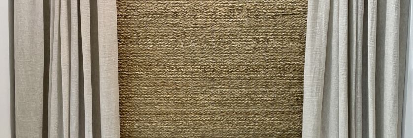 Cortinas fibras naturales y caídas de cortina tradicional con tejido de lino